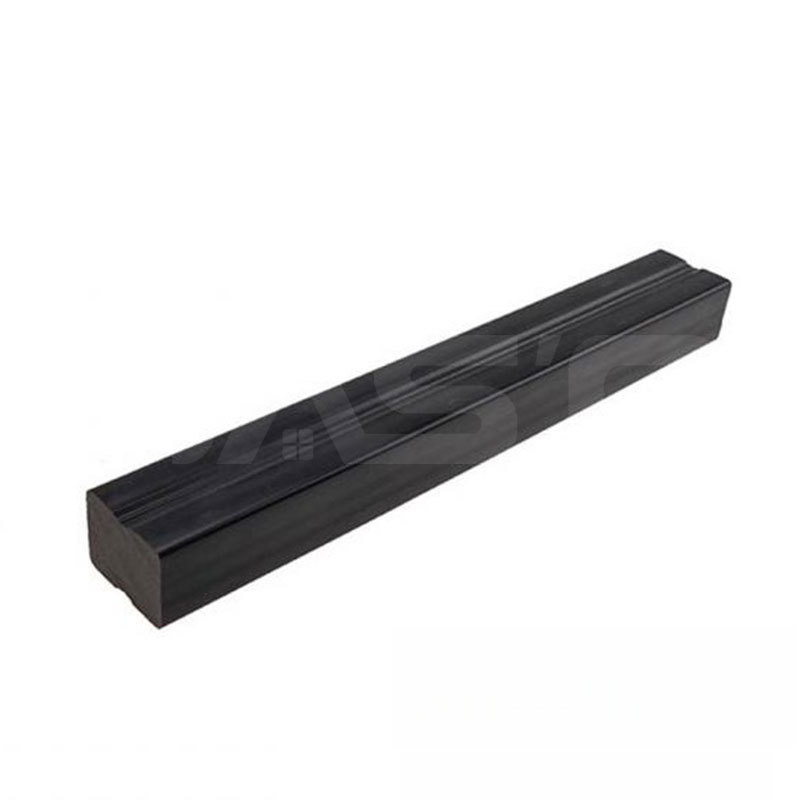 Solidny legar WPC 40 mm x 30 mm